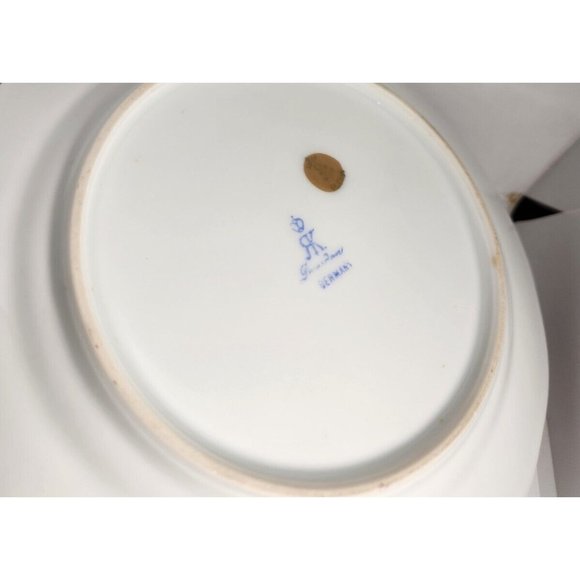 Dresden Richard Klemm Red Quatrefoil Plate Size 7-7/8” Burgundy Germany (A) - Picture 6 of 9